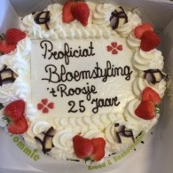 Geweldige taart die ik kreeg met ons jubileum! Wat heb ik toch een fijne medewerkers