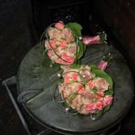 bruidsboeket en bruidsmeisjes boeket  - kopie.JPG