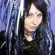 cyberlocks blauw met dreadlocks .JPG