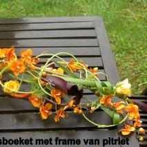 bruidsboeket pitriet /